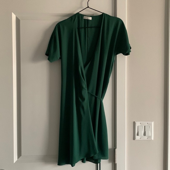 Aritiza WALLACE DRESS - Picture 2 of 2